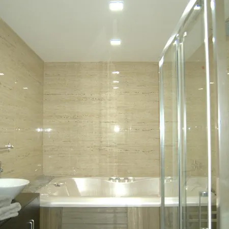 Paraiso, Exclusiva, Todas Comodidades