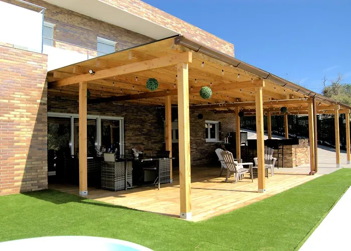 Paraiso, Exclusiva, Todas Comodidades Villa Girona